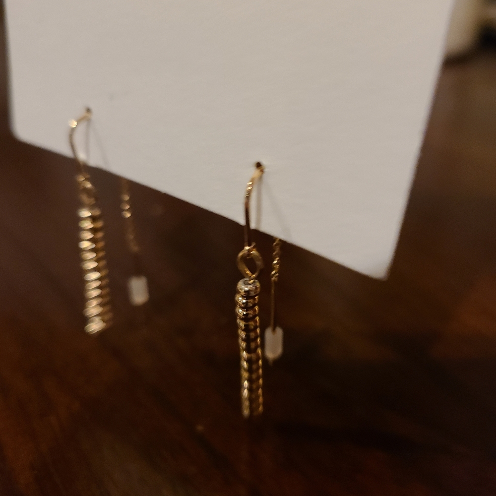 Earrings - Picture 2 of 3
